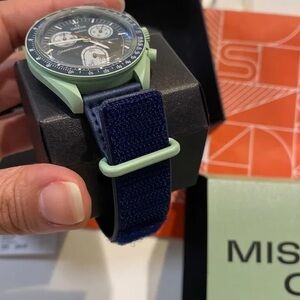 Swatch x omega Mission on Earth
